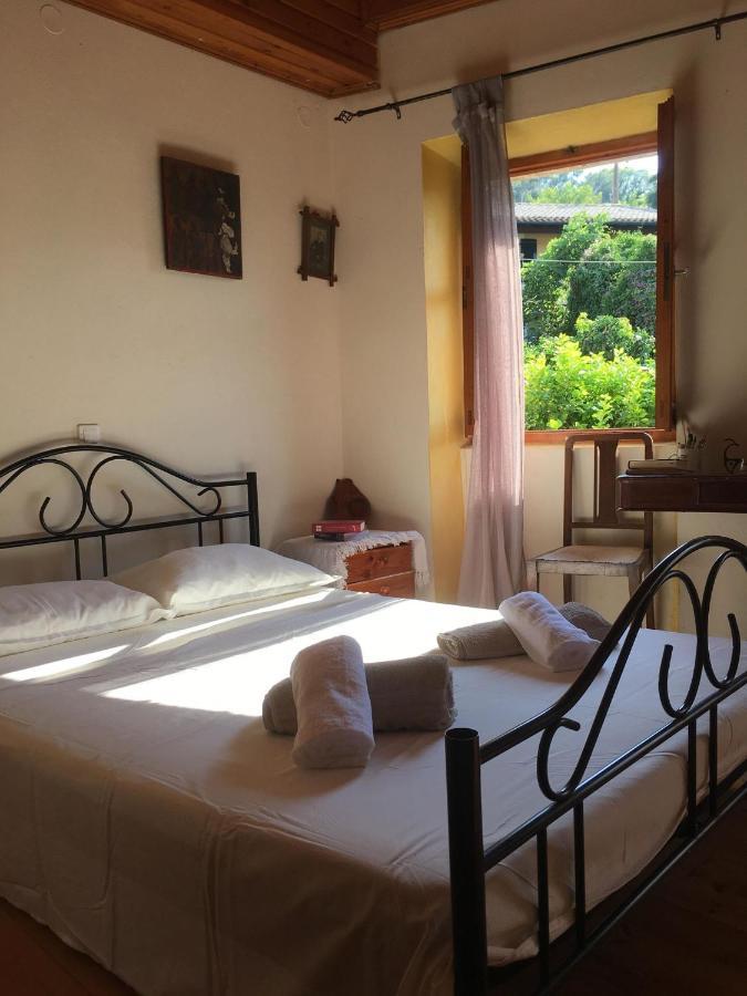 Country Traditional House In Corfu Village, Greece Sinarádes 외부 사진