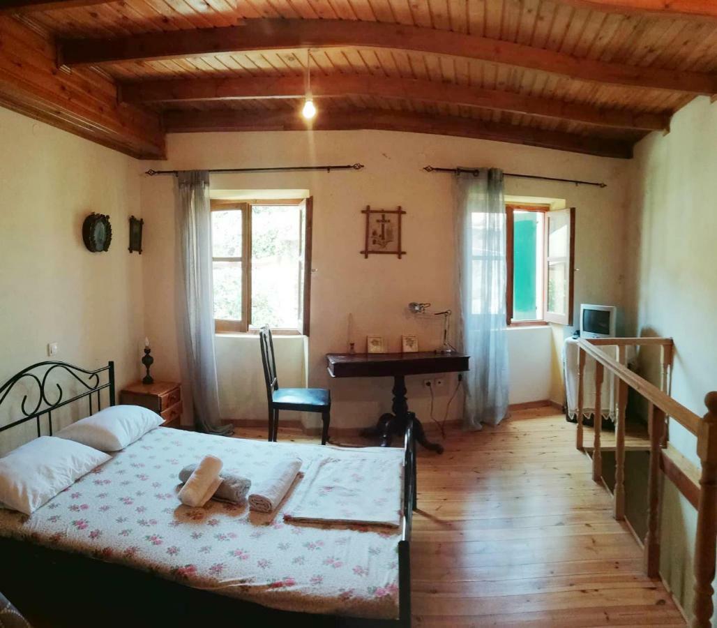 Country Traditional House In Corfu Village, Greece Sinarádes 외부 사진